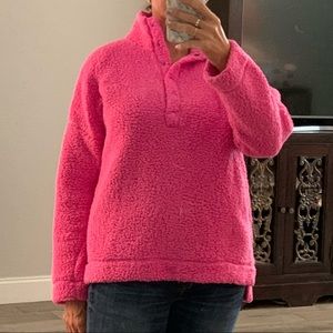 Sherpa like pullover/sweatshirt